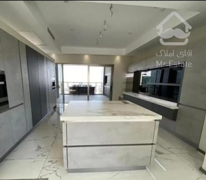 130 متری در دروس  بازسازی شده