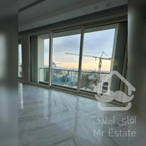 175 متر واقع در قلب پاسداران