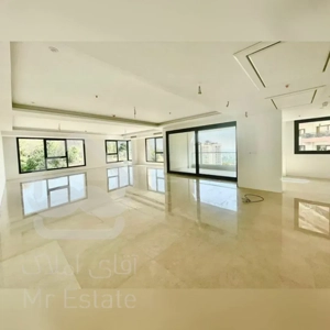 اجاره 215 متر در دیباجی