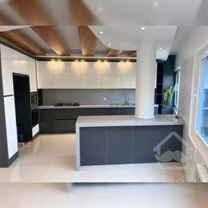 فروش 220 متری احتشامیه