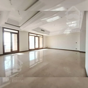 فروش آپارتمان 298 متر در پاسداران چشم انداز دلنشین