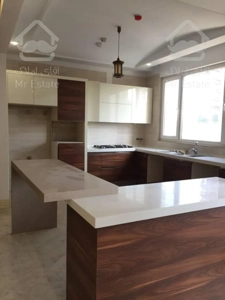 فروش آپارتمان ۱۸۵متری فول در فرمانیه