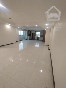 چیتگر ۱۵۴ متر سه خوابه فول امکانات ویو ابدی