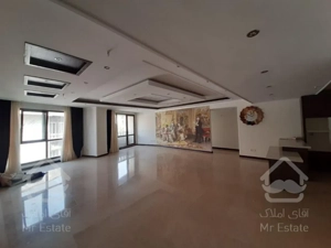 اجاره آپارتمان اداری ۱۳۵ متری بر اصلی شریعتی/الهیه/منطقه ۱