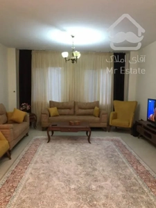 ۸۱متری سالن پرده خور غرق در نور شهرزیبا