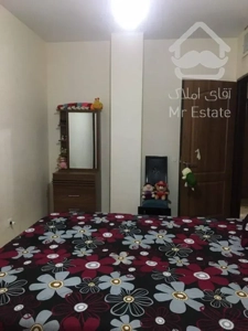 ۷۹متری سالن پرده خوردر شهران