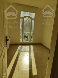 ۶۵متری فول امکانات