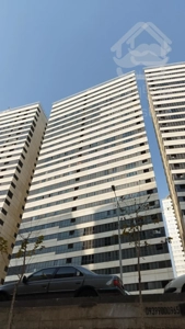 112 متر 2خواب برج خرازی کلید نخورده اردستانی دریاچه چیتگر منطقه 22 قلیزاده