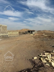 یک قواره زمین در روستای سیرو