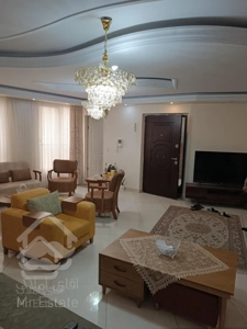 130متر سه خواب فول امکانات