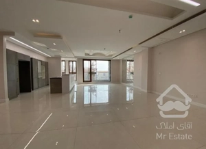 ۱۵۳ متر، ۳ ساله، شمال جردن، روف‌گاردن