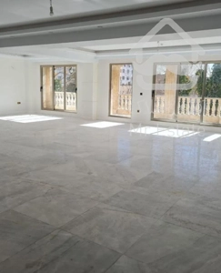 ۲۱۰ متر ،۳ خواب مستر ، ۳ پارکینگ سندی / روبه آفتاب