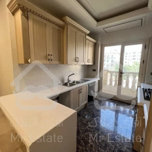 ۸۹متر/۲خواب/خوش نور و نقشه/تاپ لوکیشن