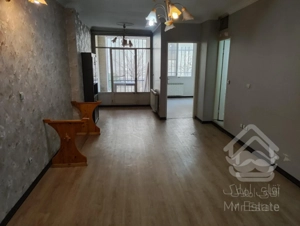 آپارتمان 60متری /نقلی