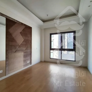 ۱۱۰متر/۲خواب/خوش نور و نقشه/تاپ لوکیشن