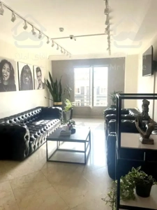 فروش۷۵متر*ساختمان پزشکان روبروی درمانگاه*میدان کاج