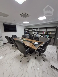 ۱۴۰ متر موقعیت اداری مبله گاندی