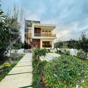 فروش ویلا مدرن ۲۸۰ متری در چمستان