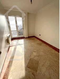 ۸۰متر/۲خواب/فول امکانات/غرق در نور/تاپ لوکیشن