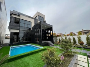 فروش ویلا تریبلکس ۴۰۰ متری در چمستان