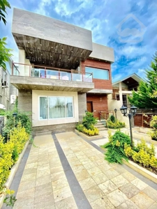 فروش ویلا دوبلکس ۲۵۰ متری در چمستان