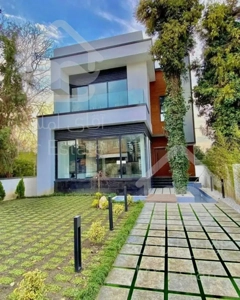 فروش ویلا تریبلکس ۲۸۰ متری در چمستان