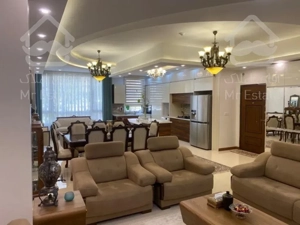 ۱۱۰متر فول دیزاین چهار باغ