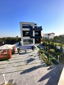 فروش ویلا تریبلکس ۴۰۰ متری در چمستان