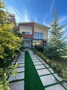 ویلا۲۵۰متری فروش فوری