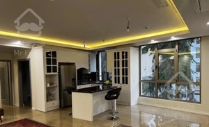 ۸۵ متر ۲خواب/فول بازسازی/سالن پرده خور/فردوس غرب