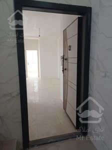 آپارتمان/۸۱متری/دوخواب/جنوبی/وحیدیه