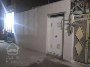 ویلایی/متراژ۹۰متر/۸۰متر بنای مفید/حیاط دار