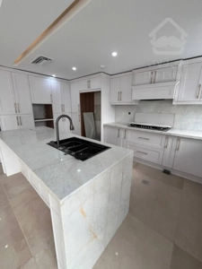 اجاره 185 متری دروس