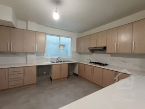 فروش 185 متری پاسداران