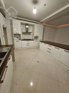 اجاره 270 متری دروس