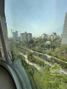 زعفرانیه ۲۲۰ متر ۳ خواب دید ویو ابدی