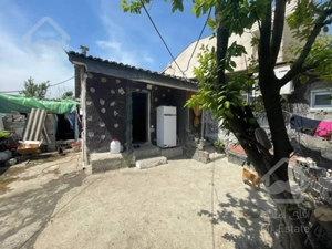 دو ویلا فلت داخل یک حیاط/فقط پول زمینشه