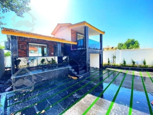 فروش ویلا نیم پلوت ۲۱۰متری