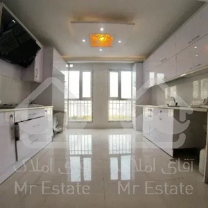 هلو بپر تو گلو آوردم