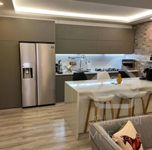 فروش آپارتمان ۷۷ متری ۲خواب رو به آفتاب فول بازسازی شده در باغ فیض