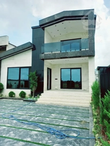 فروش ویلالوکس۲۳۰متری نیم پیلوت ۳خواب سنددار درچمستان