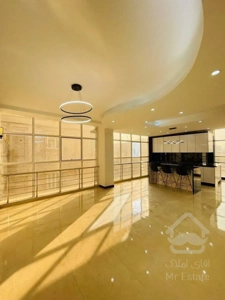 فروش واحد ۹۰ متری آکواریومی در اندیشه