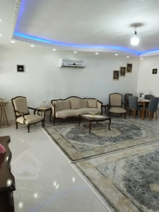آپارتمان شیک و تمیز