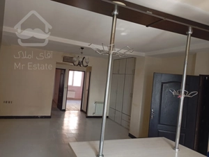 یک واحد آپارتمان شیک واقع در شریف آباد