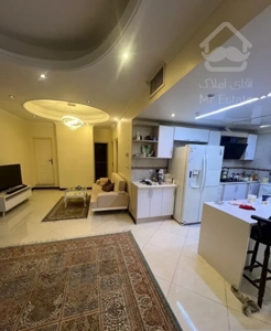 فروش آپارتمان ۸۵متری ۲خواب سالن پرده خور رو به آفتاب در باکس پونک