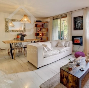 فروش آپارتمان سالن پرده خور فول بازسازی در جنت آباد مرکزی بلوار بعثت