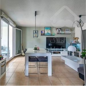 فروش آپارتمان ۸۱متری ۲خواب سالن پرده خور بازسازی شده در جنت آباد مرکزی خوش قیمت