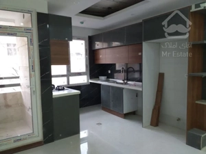 آپارتمان ۶۸ متری / سالن پرده خور