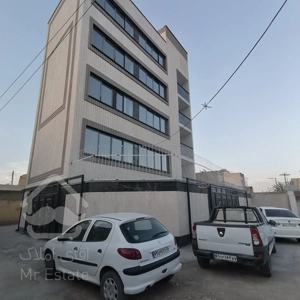 واحد نوساز ۳ خوابه ۱۳۳ مترمربع