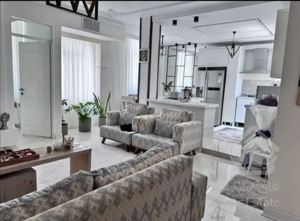 آپارتمان ۴۹ متری غرق نور